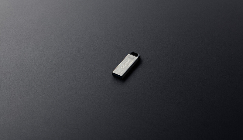 Флеш-накопитель USB3.2 64GB Kingston DataTraveler Kyson Silver/Black (DTKN/64GB)