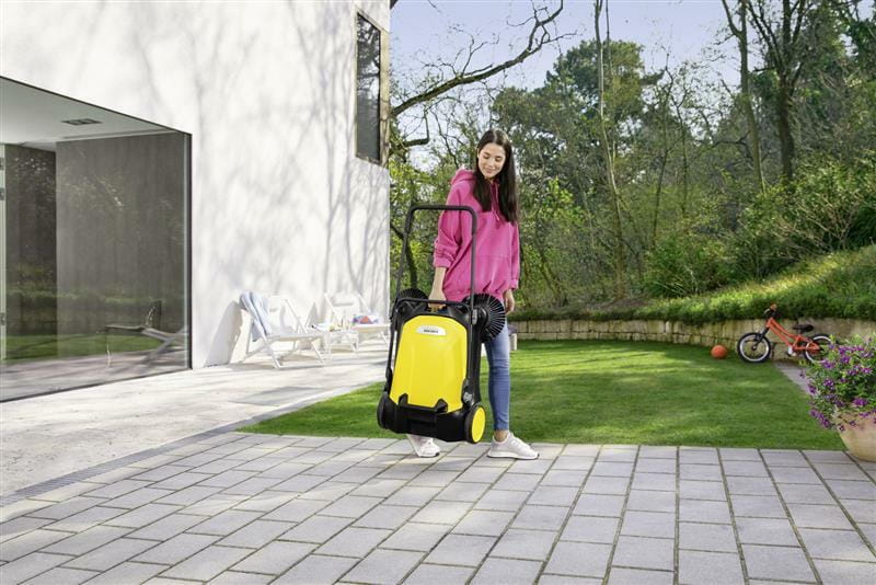 Підмітальна машина Karcher S 4 Twin (1.766-365.0)