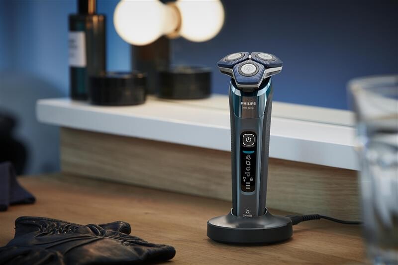 Електробритва Philips Series 7000 S7882/55