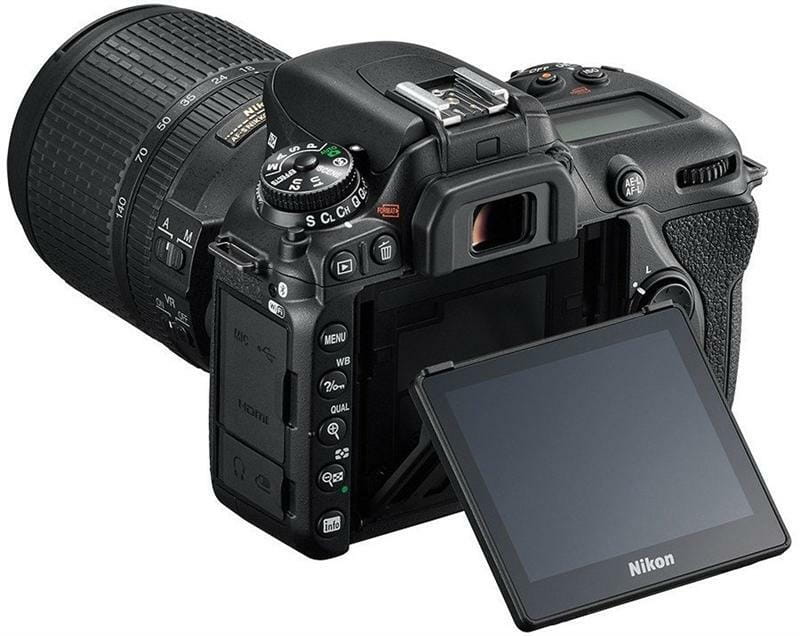 Nikon D7500 + 18-140VR KIT Black (VBA510K002) <укр>