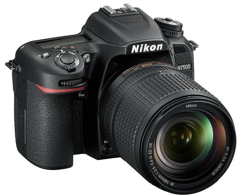 Nikon D7500 + 18-140VR KIT Black (VBA510K002) <укр>